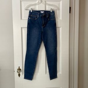 Size 8/29 Gently worn blue wash Good American jeans